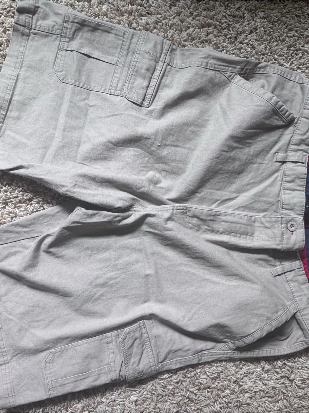 Beverly Hills Polo Club Beige Cargo Shorts sz40